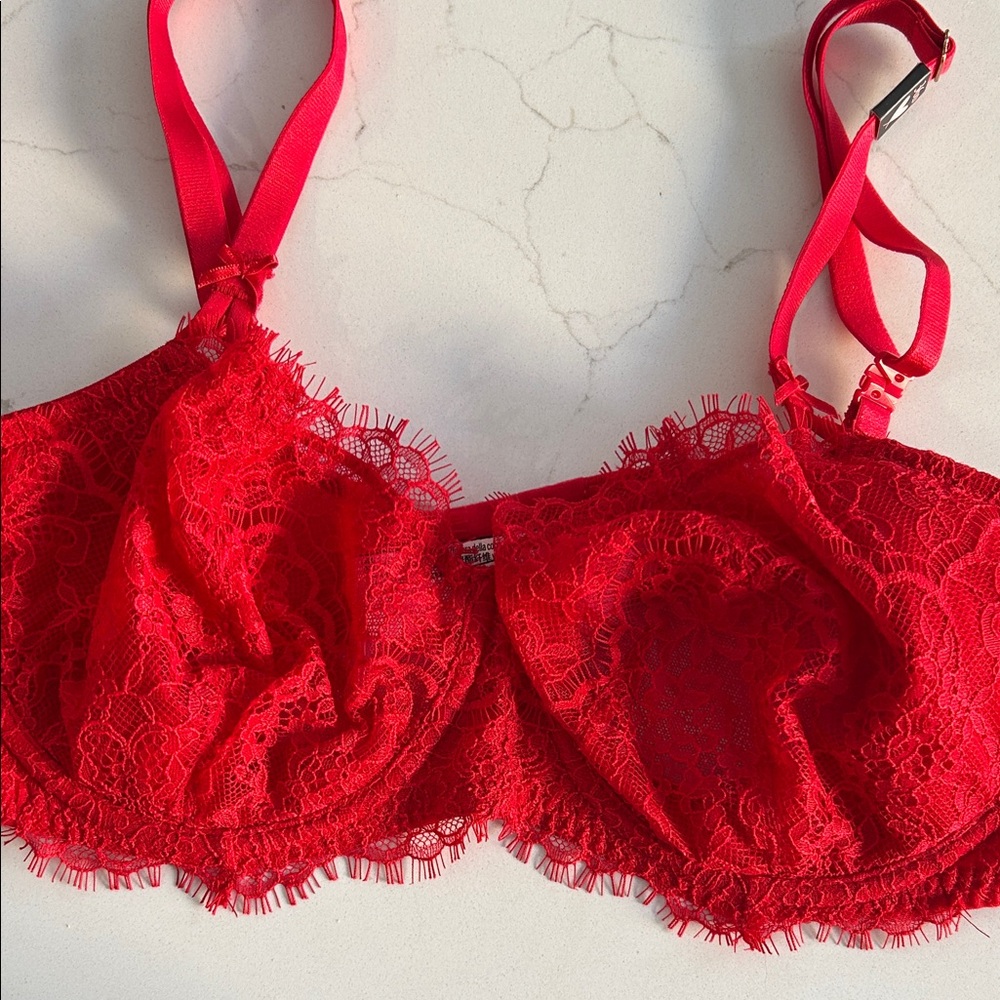 Victoria's Secret Scarlet Lace Bra